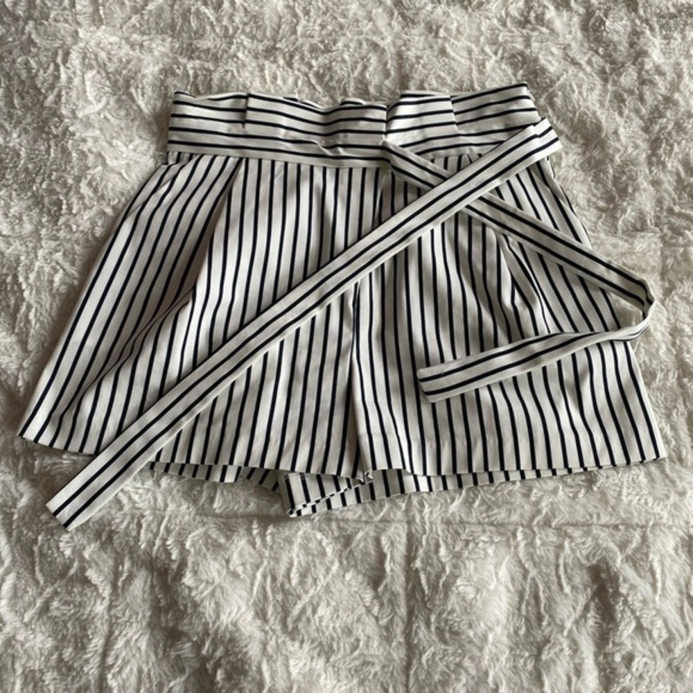Zara trafaluc collection shorts mini sexy Medium